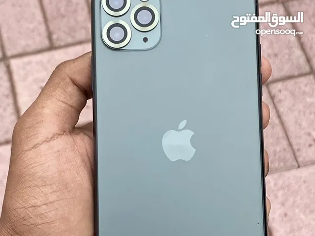 Apple iPhone 11 Pro Max 64 GB in Al Sharqiya