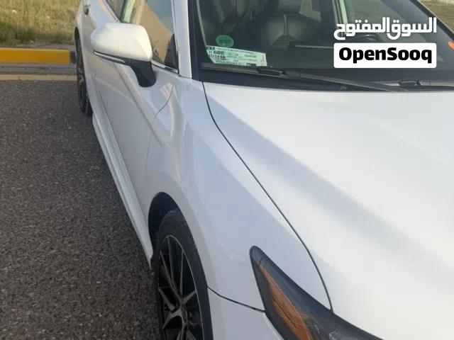 2023 تويوتا كامري SE