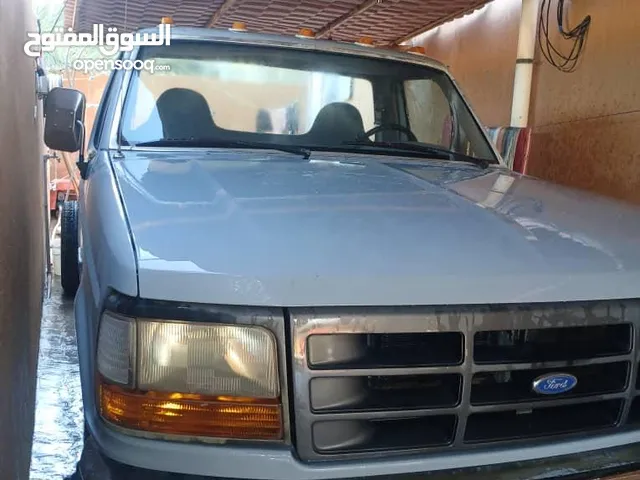 1995 فورد سوبر دوتي F-450 XLT