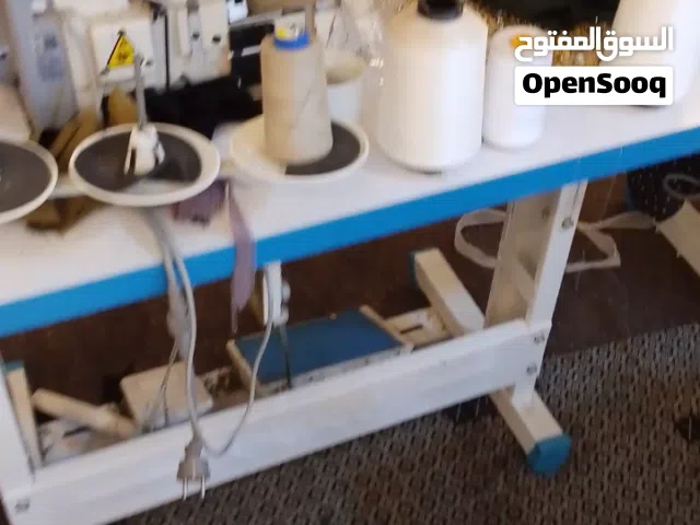 تخفيض مصنع كامل خياطة للبيع شبة جديد استعمال بسيط مكاينات Jake