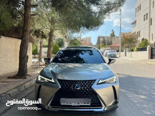 لكزس UX FSPORT 2020