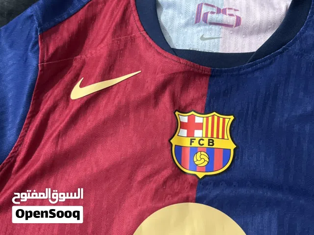 تيشيرت برشلونه جديد بحاله ممتازه جدا بيدري 8 أصليه