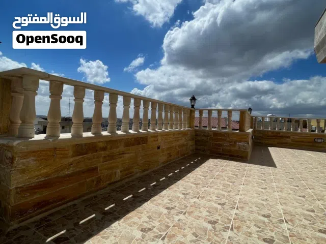 شقة مميزة - 4نوم - ترس واسع - قرب الخدمات - موقع مميز / الرابية
