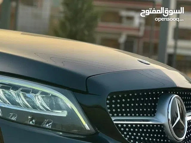 مارسيدس C300 بحالة الوكالة