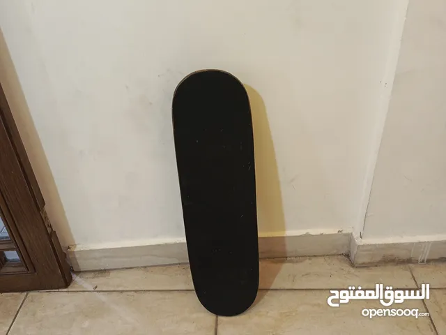 سكيد بورد جديدة للبيع غي عنا خدمت توصيل ببلاش