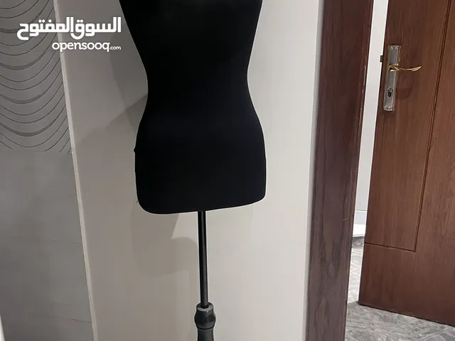 ملاكان ملابس للبيع