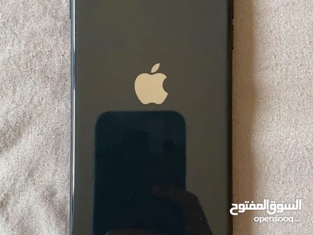Apple iPhone SE 64 GB in Gharyan