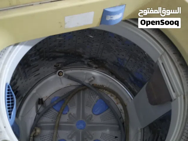 غساله نضيفه وبيه مجال للطيبين