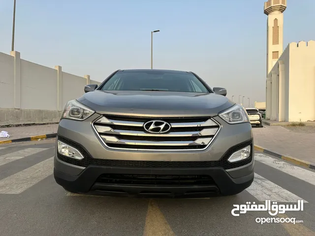 هيونداى سانتافى موديل 2013 بانوراما 4 سلندر بصمة خارجية وداخلية مثبت سرعة تحكم بحالة ممتازة