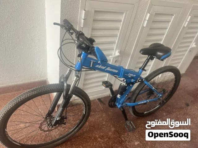 سيكل لون ازرق