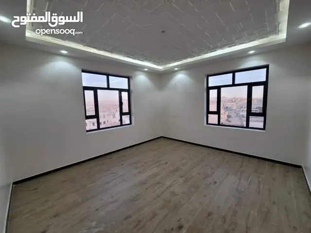 200 m2 5 Bedrooms Apartments for Sale in Sana'a Bayt Baws