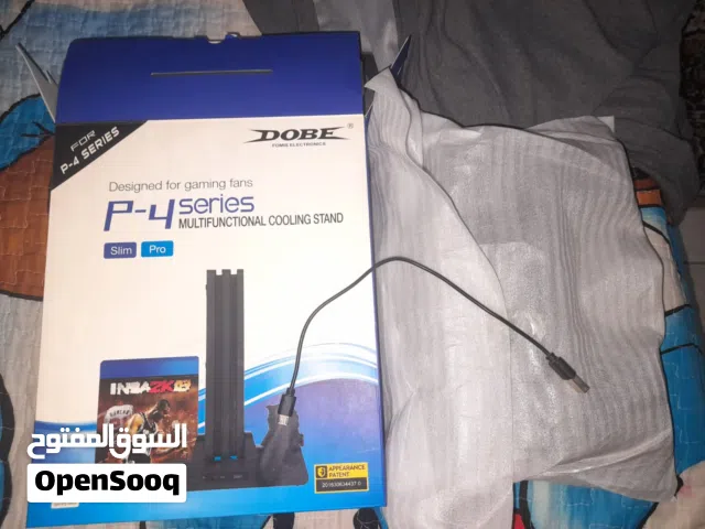 قاعده PS4 مع مراوح و شاحن