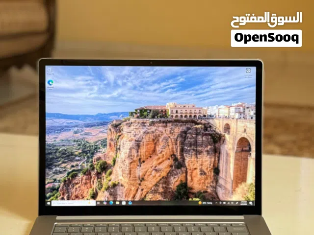 Microsoft Surface Laptop