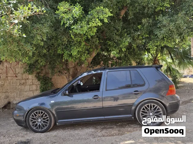 جولف 4 بسعر مغري للكاش
