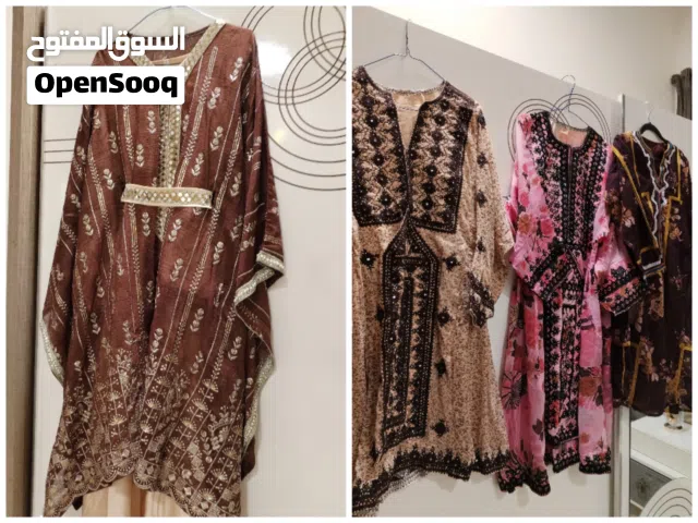 ملابس بلوشيه كامله 3 لبسات ولبسة مناسبه كامل 25 ريال