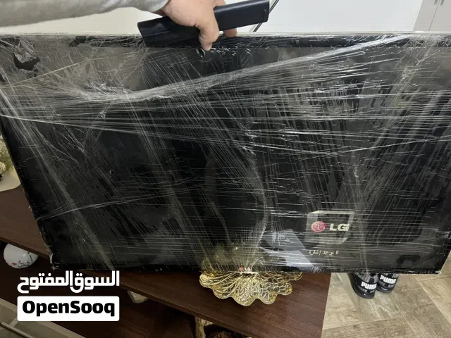 شاشه مستعمله بحاله الوكاله