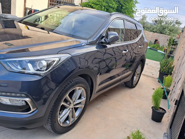 عرررض مغرري فقط عالكاش بححق توسان هونداي سنتافيه 2016 فل فل فل بحاله ممتازه
