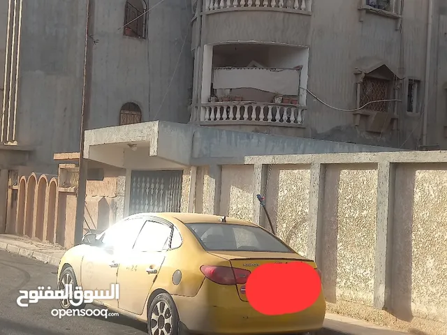 300m2 More than 6 bedrooms Villa for Sale in Tripoli Souq Al-Juma'a