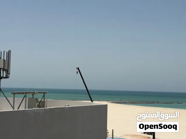 اقل سعر غرفتين وصاله علي كورنيش عجمان موقع مميز جدا وحيوي سهل المخرج لدبي والشارقه