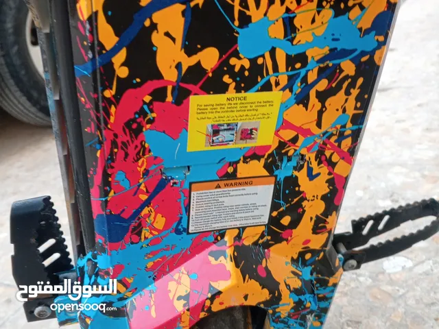 سكوتر شحن مستعمل ناقصه بس البطاريه
