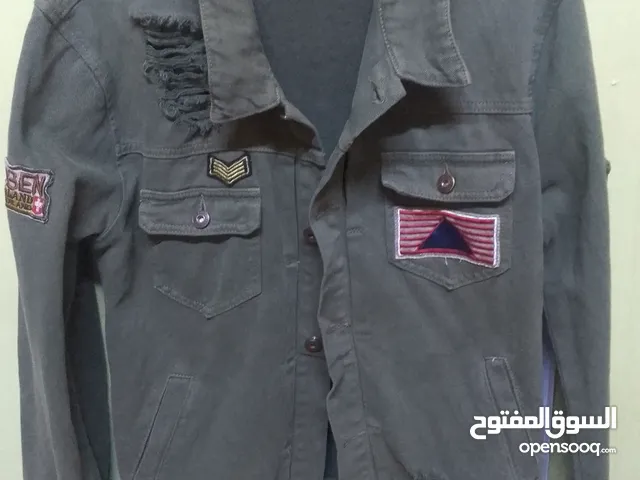 43 Sport Shoes in Zarqa