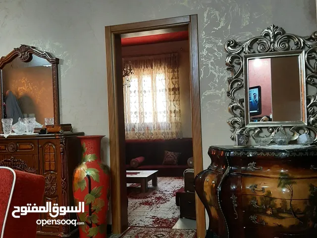 450 m2 5 Bedrooms Townhouse for Sale in Tripoli Souq Al-Juma'a