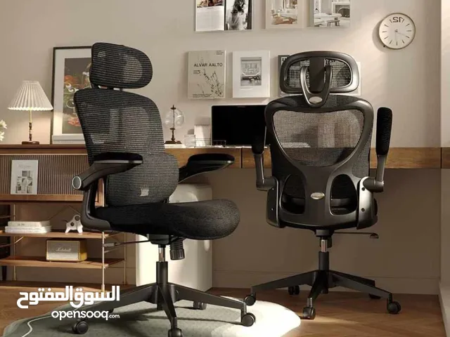 كرسي مكتب شبكي يدعم العمود الفقري مع مسند راس قابل للتعديل