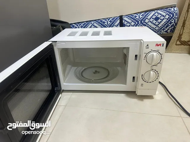 Other 20 - 24 Liters Microwave in Al Ain