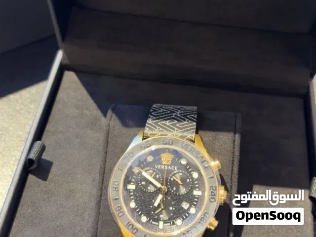 ساعة VERSACE مطليه ذهب استخدام خفيف جدا