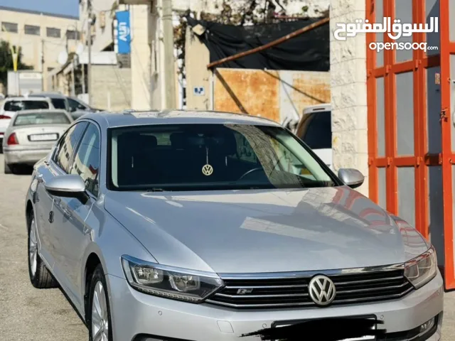 فولكسفاجن باسات / 2017