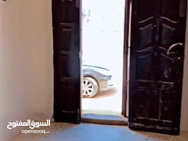 100 m2 3 Bedrooms Apartments for Rent in Tripoli Qerqarish