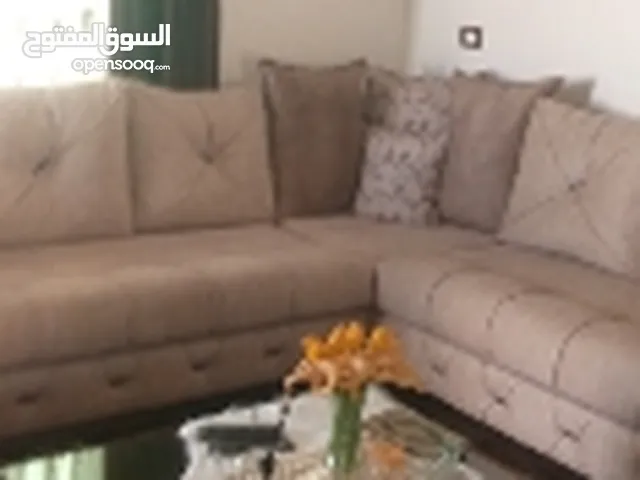 270 m2 4 Bedrooms Townhouse for Sale in Zarqa Abu Al-Zighan