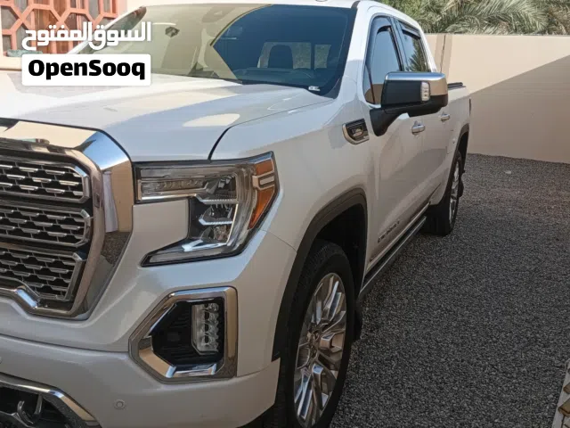 2020 جي إم سي سييرا Denali