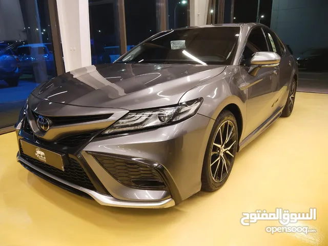 Toyota camry GAREND sport v-6 full option Model -2023 Km-69000 Price -108000 GCC