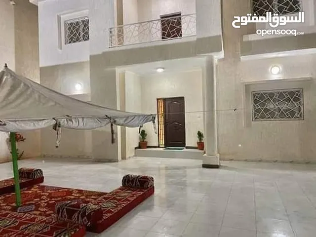 200 m2 4 Bedrooms Townhouse for Sale in Tripoli Abu Saleem