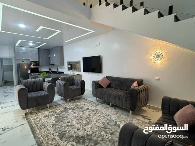 400 m2 5 Bedrooms Villa for Rent in Tripoli Al-Serraj