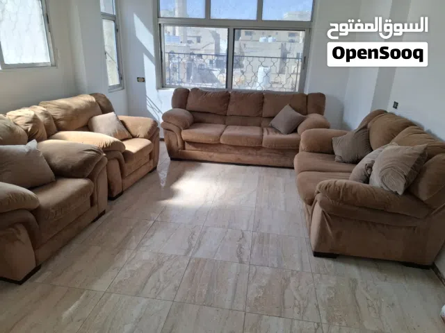 طقم كنب دب بحالة ممتازة
