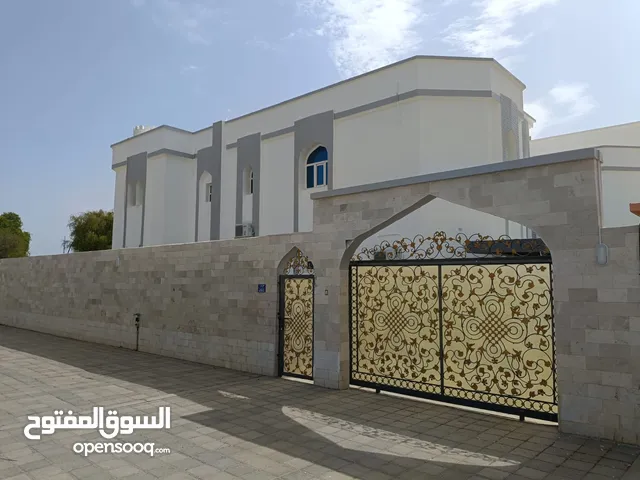 600 m2 5 Bedrooms Villa for Rent in Muscat Azaiba