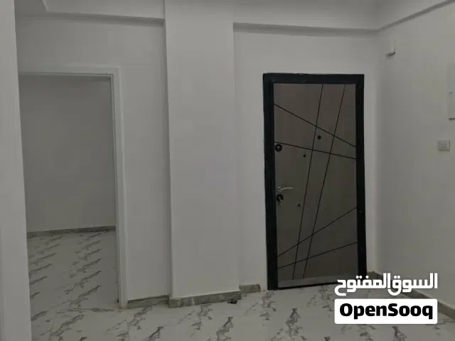 شقة للبيع في زاوية الدهماني بالقرب من الفوانيس الدور الثالث