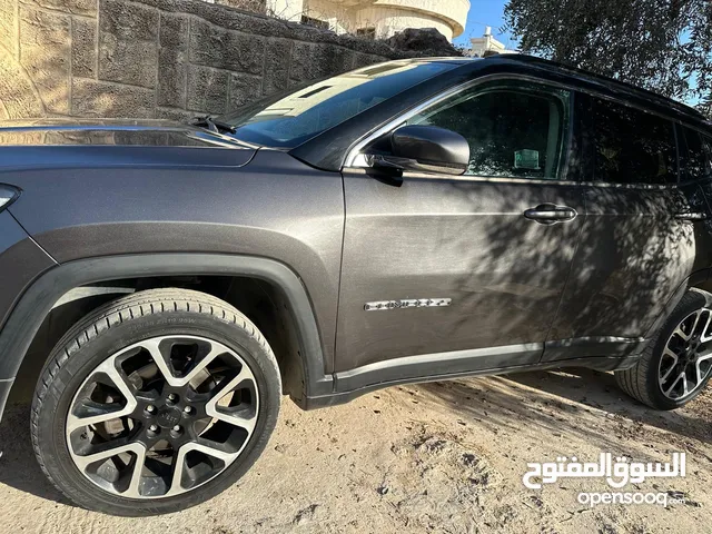 لمحبي الجمال والجيبات المميزه جيب 2020 بنزين دفع رباعي اصل زيرو شركه يد 0 بسعر مميز عالكاش