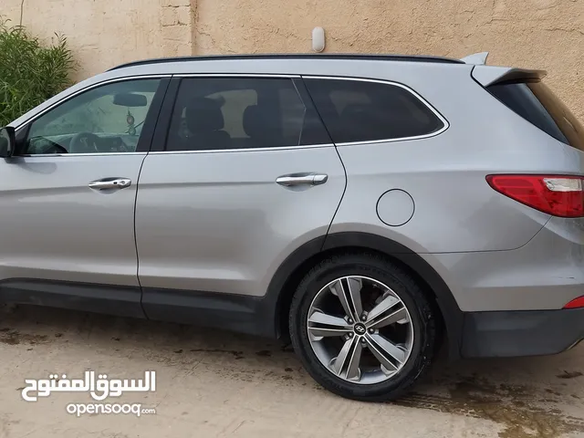 Used Hyundai Santa Fe in Benghazi
