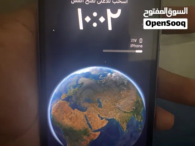 تلفون 11.مبدل بطاريه و شاشه ولاكن قعدت فيه شهرين جدن جدن ممتاز و مافي اي غلطه