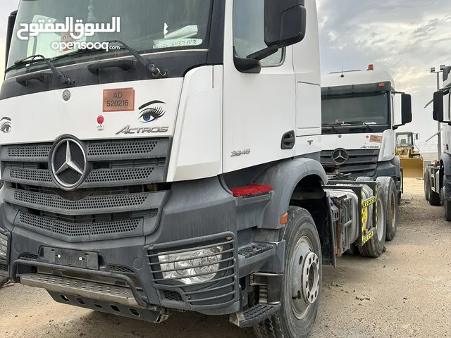 Tractor Unit Mercedes Benz 2018 in Abu Dhabi