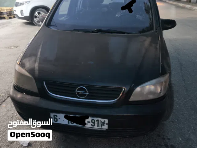 أوبل زافارا 2003