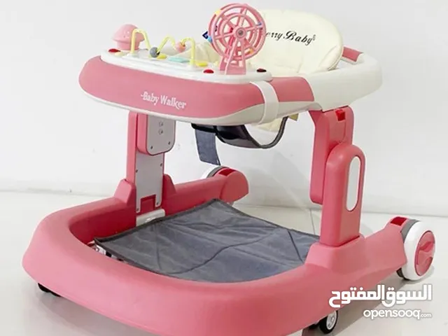 مشاية اطفال وبتصير ووكر شبه جديدة بسعر مغري