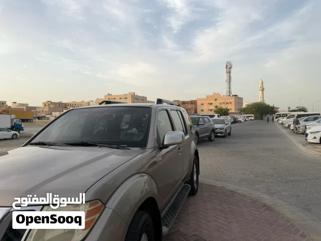 2009 نيسان باثفايندر XE