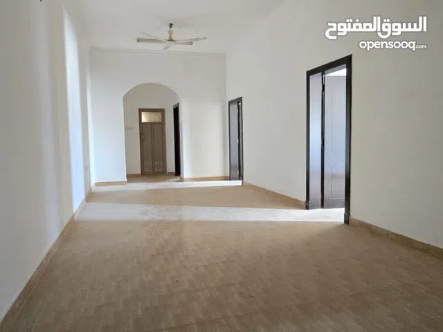 للايجار شقه في عراد