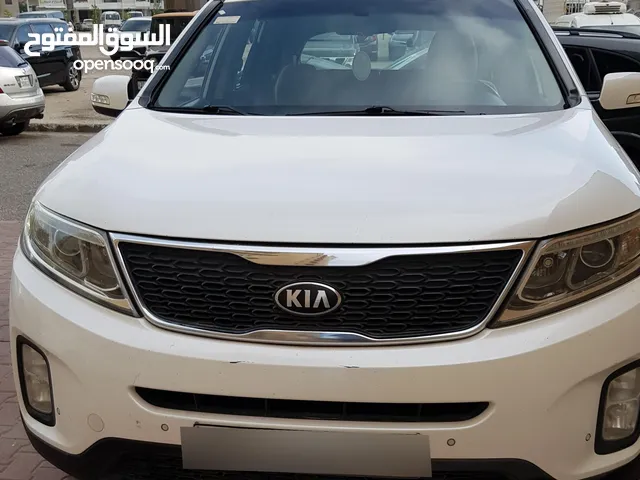 Used Kia Sorento in Hawally