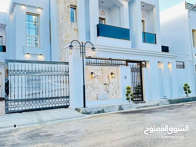 350 m2 More than 6 bedrooms Villa for Sale in Tripoli Ain Zara
