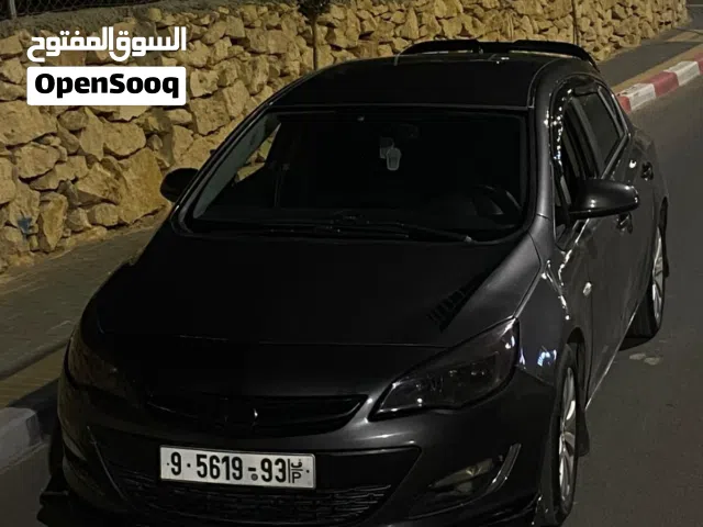 Used Opel Astra in Hebron
